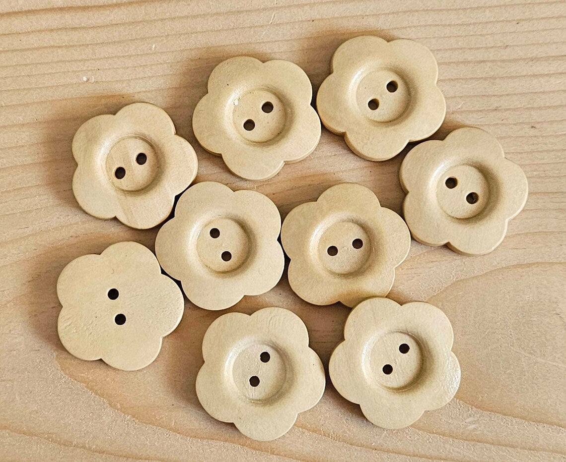 VINTAGE FLOWER 2-HOLE BEIGE CREAM / 28mm / Wooden Buttons / Sewing Buttons