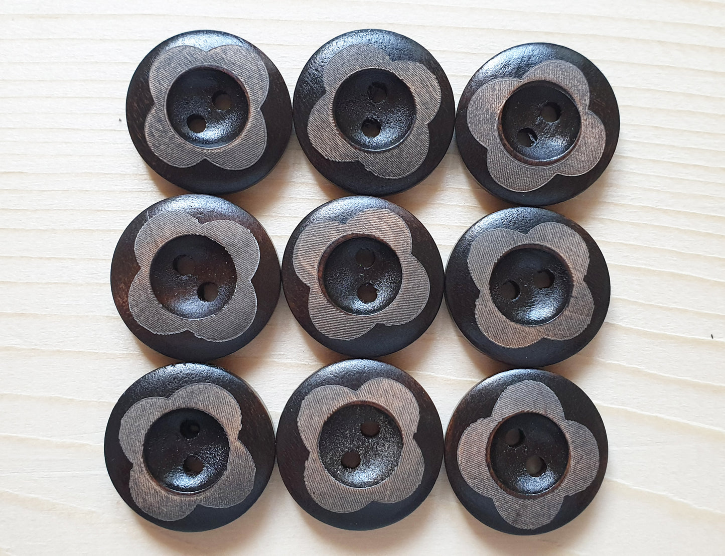 VINTAGE FLORAL Dark Brown / 20mm / Set of 6 buttons / Wooden Buttons / Sewing Buttons