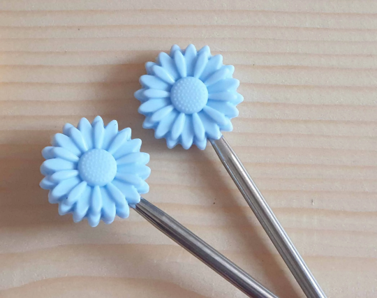 WILD DAISY STITCH STOPPERS / Knitting Needle Stoppers / Point Protection / Notions