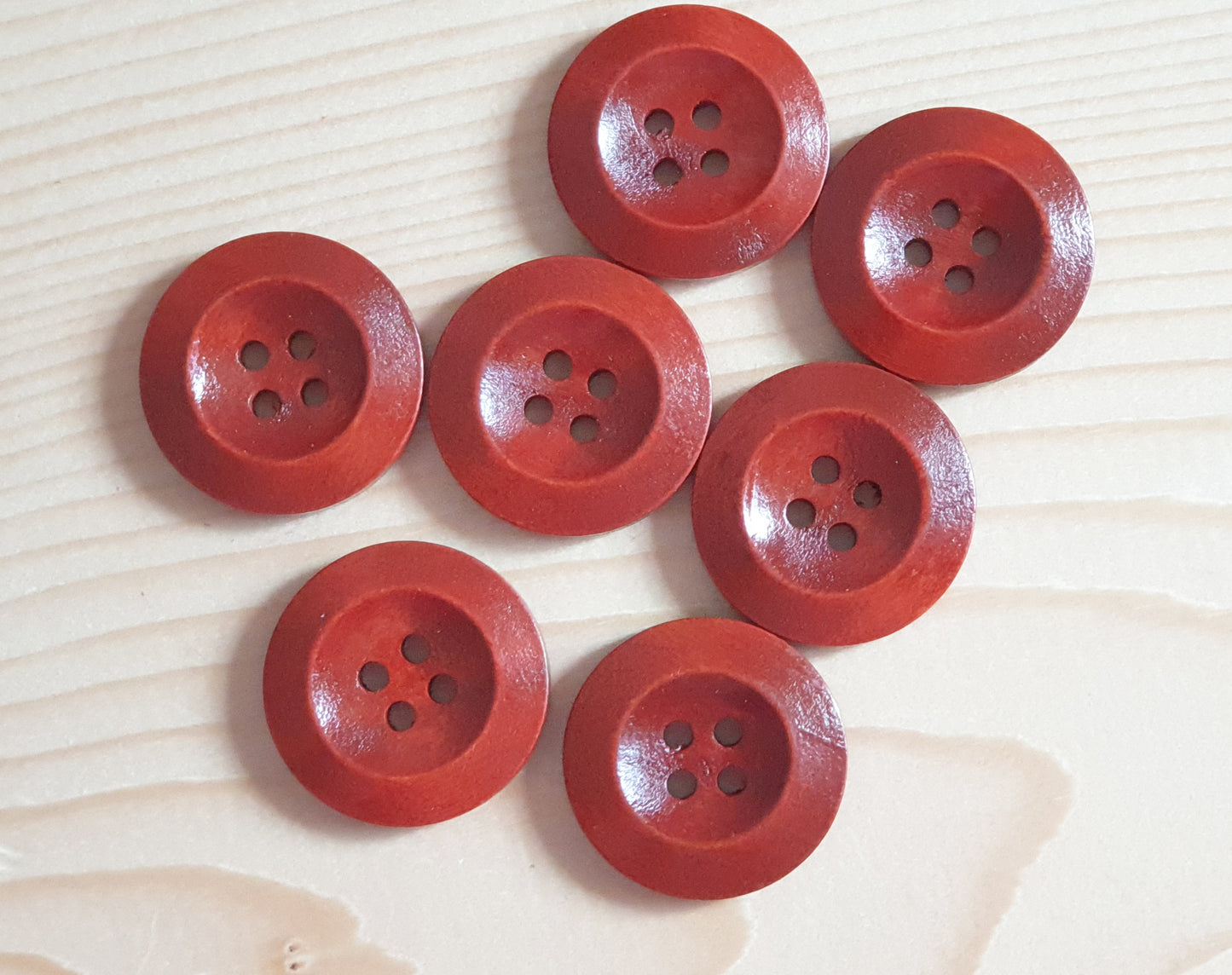 WEDGE EDGE RUSSET BROWN / 15-25mm /  Set of 10 buttons / Wooden Buttons / Sewing Buttons