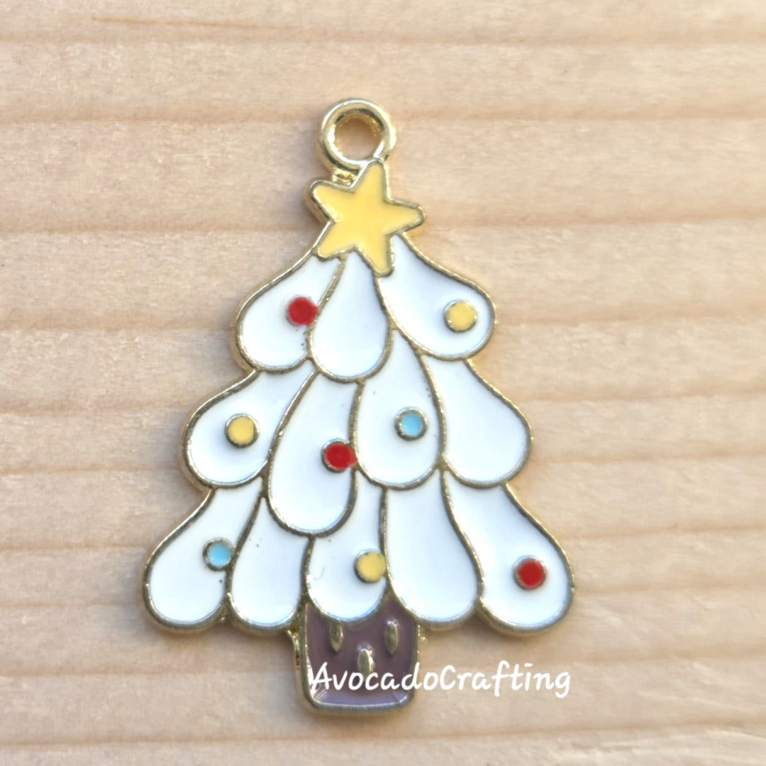 10 pieces // White Christmas Tree Charm / 18*25mm / Jewelry Making