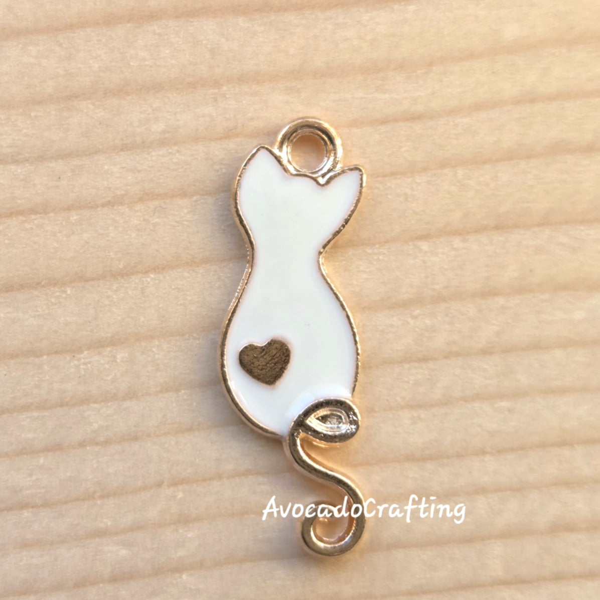 10 pieces // White Cat with Heart Charm / 26*9mm / Jewelry Making
