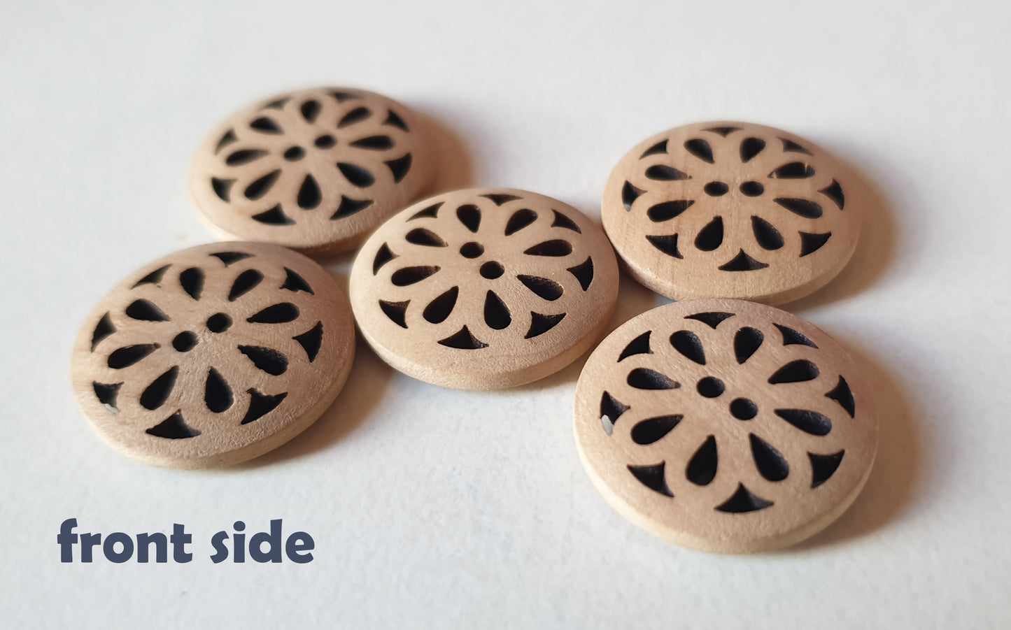 AVENS / 20mm - 6 buttons / Unvarnished Wooden Filigree Buttons / Sewing Buttons