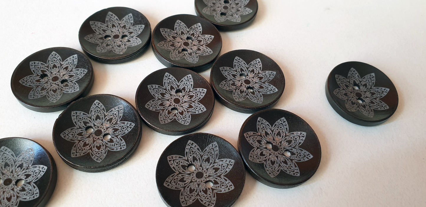 WOODEN LOTUS / 30mm / Wooden Buttons / Sewing Buttons