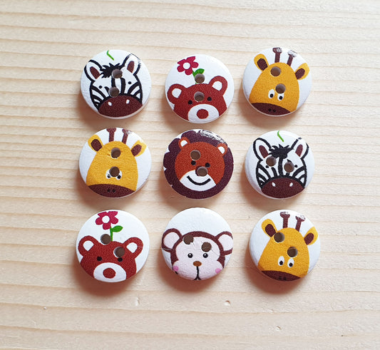 ZOO ANIMAL / 15mm / Set of 8 buttons / Wooden Buttons / Sewing Buttons