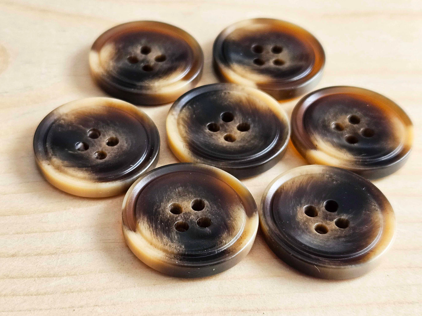 RESIN CHOCOLATE BRULEE / 23mm / Resin Buttons / Sewing Buttons