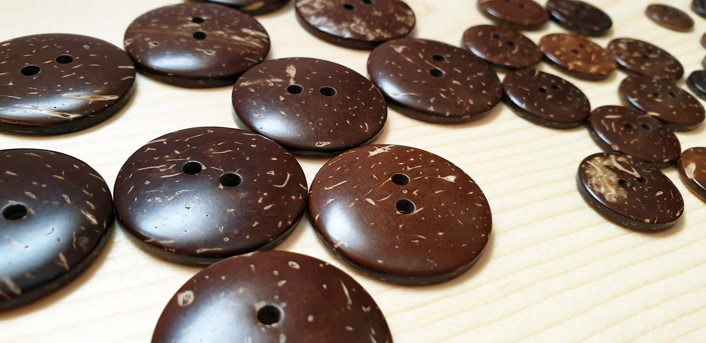 2-HOLE COCONUT BUTTONS / 13-38mm / Coconut Buttons / Sewing Buttons