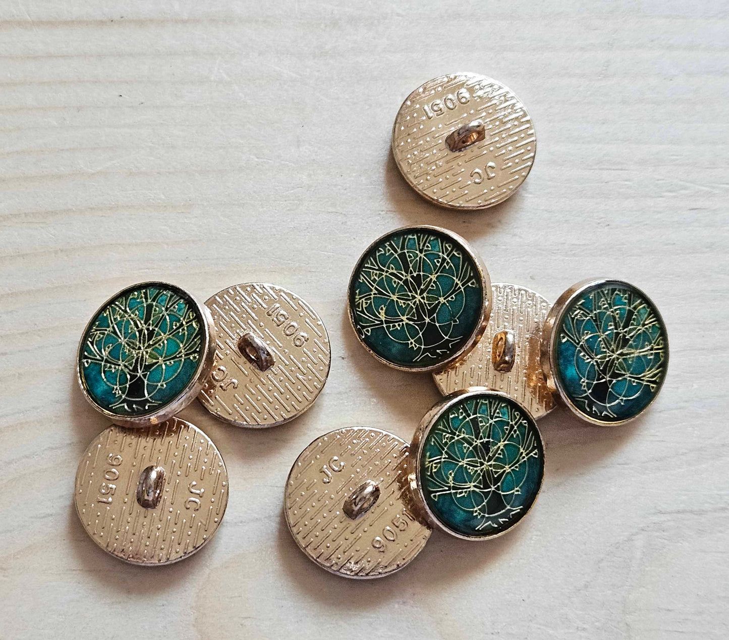 GOLDEN TREE / 18mm / Metal Shank Buttons / Sewing Buttons