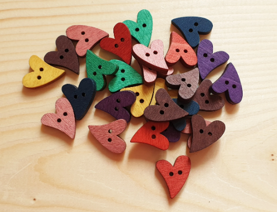 HEARTS / 20*17mm / Wooden Buttons / Sewing Buttons