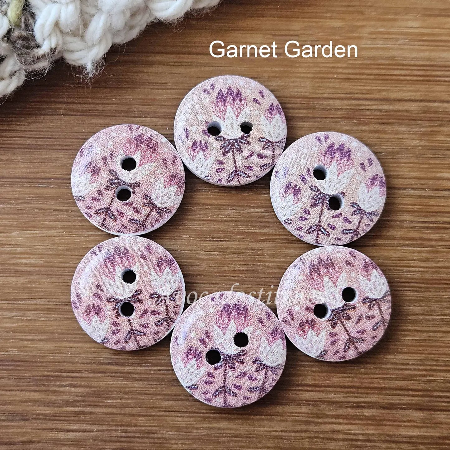 FLORAL GARDEN / 15mm - 8 buttons / Wooden Buttons / Sewing Buttons (pastel series)