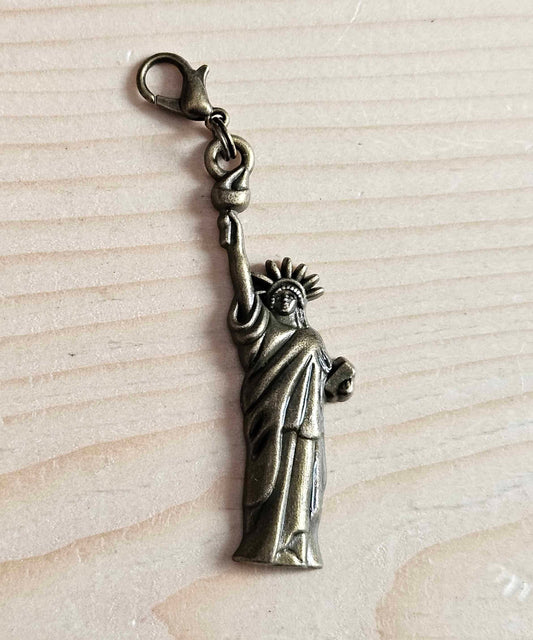 WORLD LANDMARKS / Status of Liberty / Planner Charm / Journal Charm / Zipper Pull / Bookmark Charm / Planner accessories