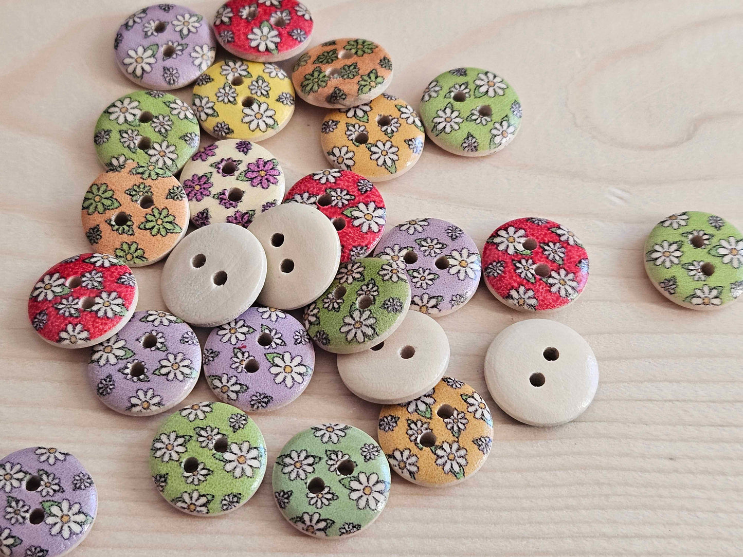 MULTIFLORALS / 15mm / Wooden Buttons / Sewing Buttons