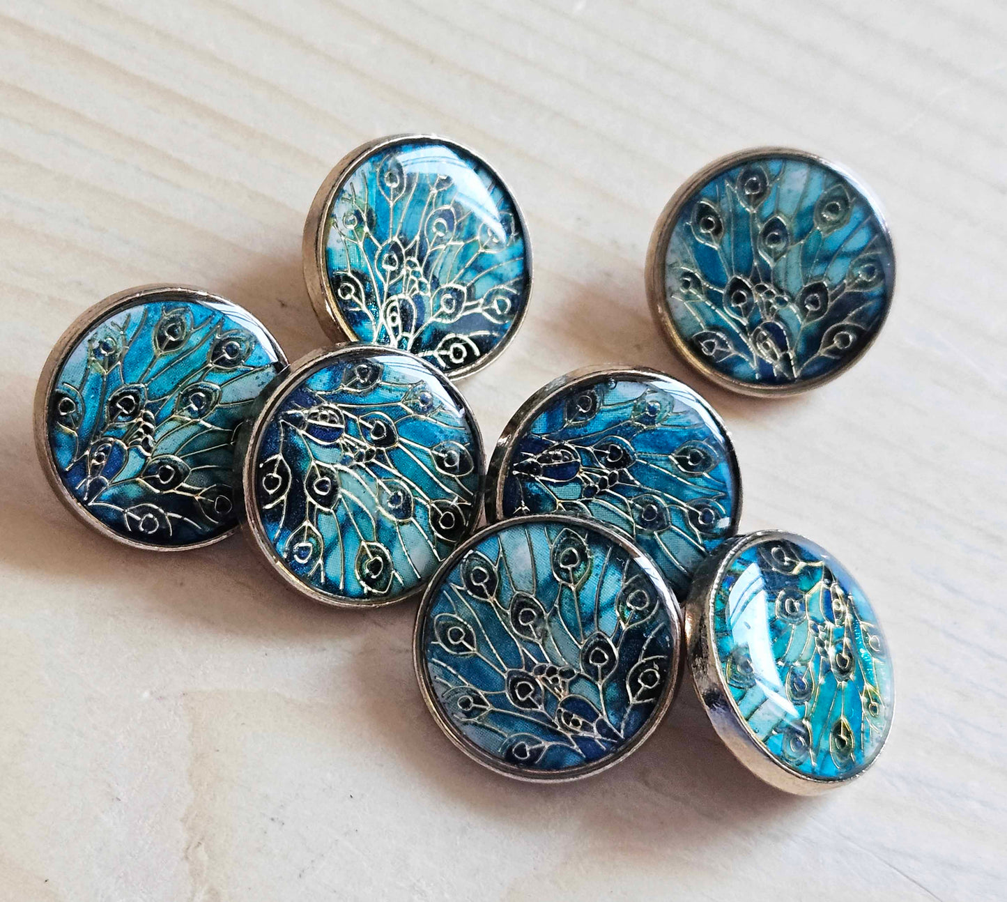 PEACOCK / 18mm / 4 buttons / Metal Shank Buttons / Sewing Buttons