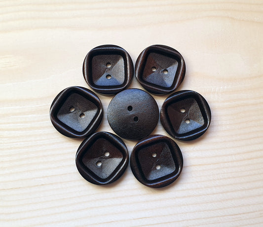 ROUND SQUARE DARK BROWN / 28mm / Wooden Buttons / Sewing Buttons