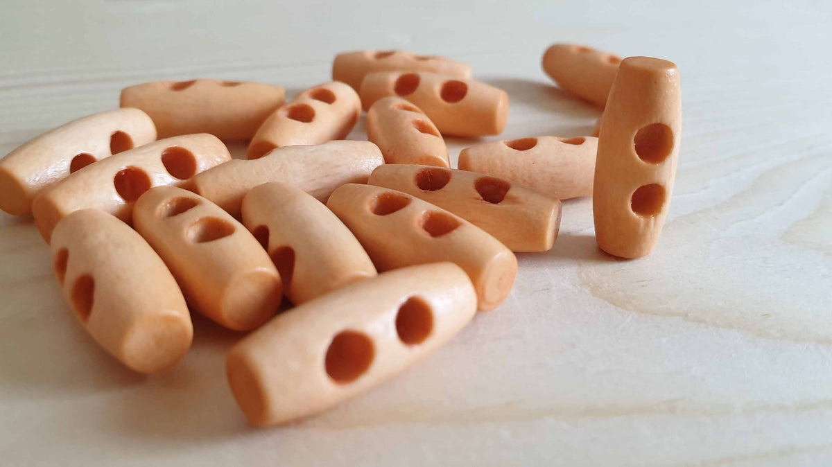 WOODEN TOGGLE (Truncated) / Peach Light Orange / 20mm (Set of 8)