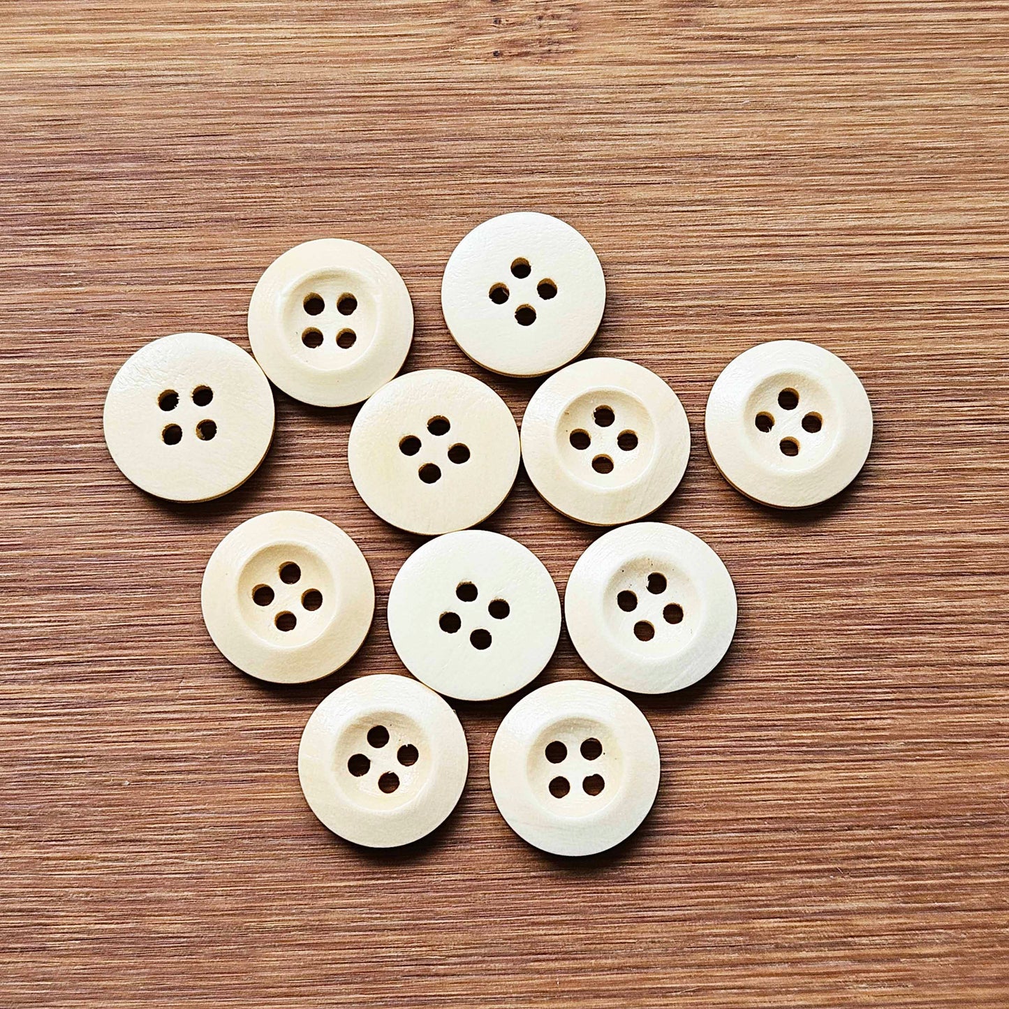 WEDGE EDGE Beige / 15mm / Set of 10 buttons / Oatmeal / Wooden Buttons / Sewing Buttons