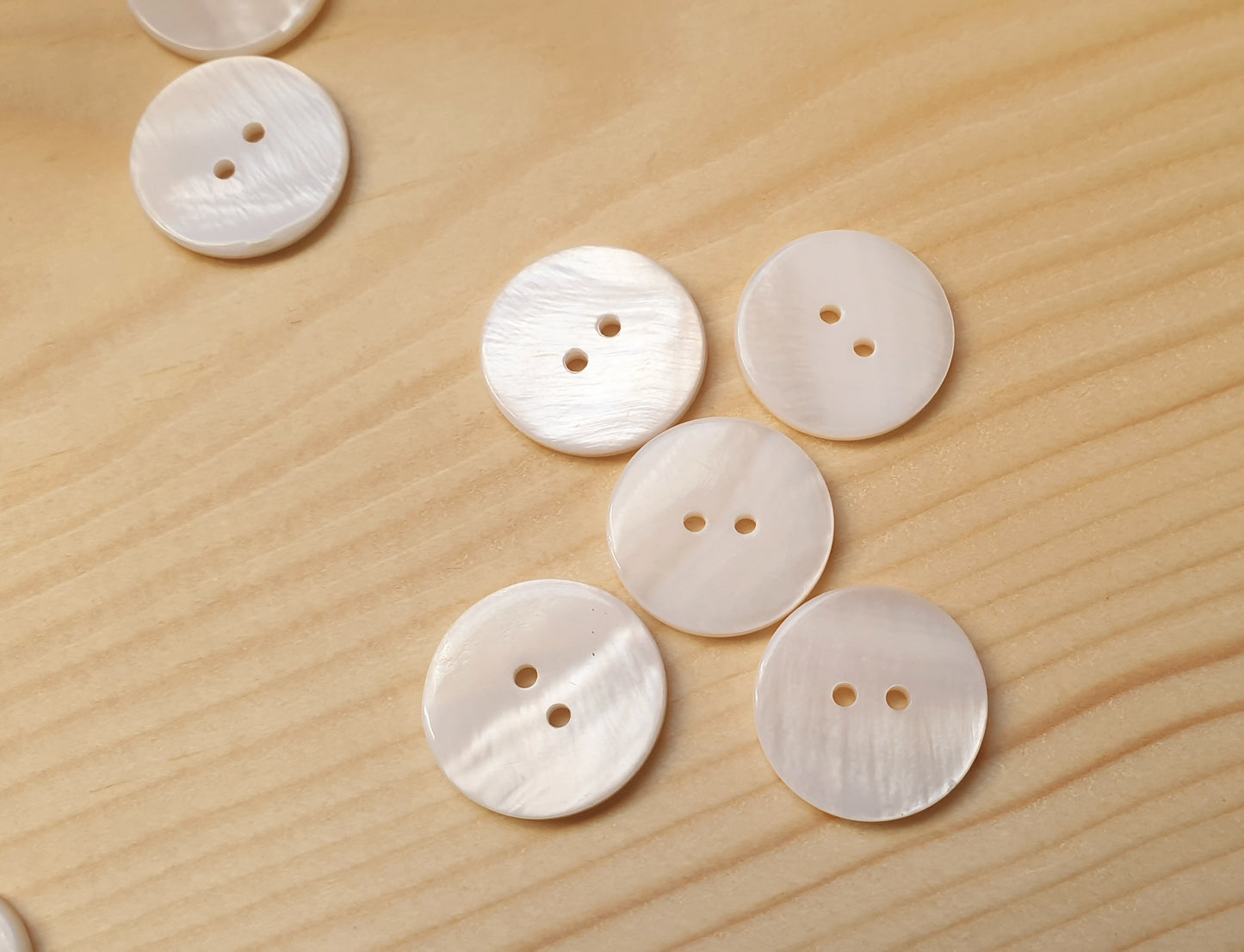 2-HOLE WHITE SEASHELL BUTTONS / 9-25mm / MOP Shell Buttons / Sewing Buttons