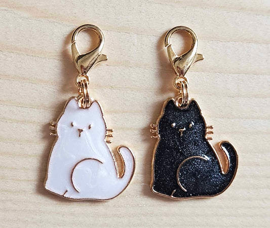 CAT SISTERS / 2 pcs / Planner Charm / Journal Charm / Zipper Pull / Bookmark Charm / Planner accessories